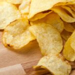 ポテトチップスの歴史。誕生の秘密から世界的人気になるまで